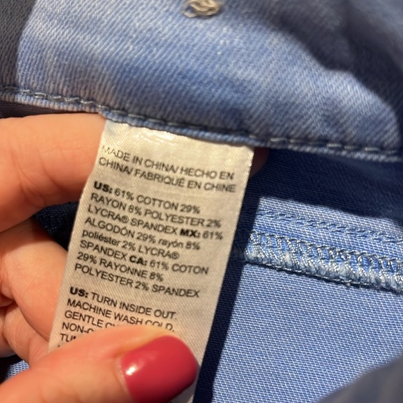 Chicos so slimming girlfriend cropped jeans, size 2 - Picture 7 of 7